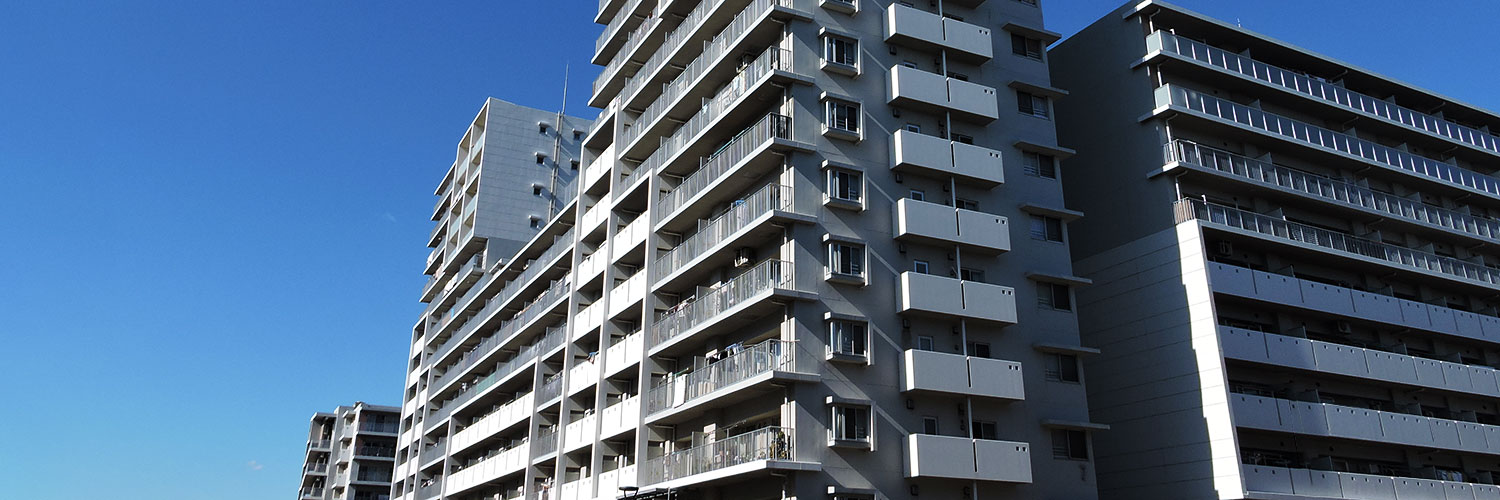 豊四季台団地で進められている、先進的な「長寿社会のまちづくり」プロジェクト 豊四季台団地では、柏市・東大IOG・UR都市機構との連携により、先進的な「長寿社会のまちづくり」プロジェクトが進められている